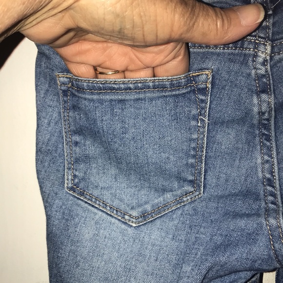 Girl’s Vigoss Stretch Shorts - Picture 5 of 7